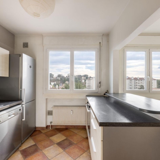  Annonces CALUIRE : Apartment | LYON (69003) | 48 m2 | 210 000 € 