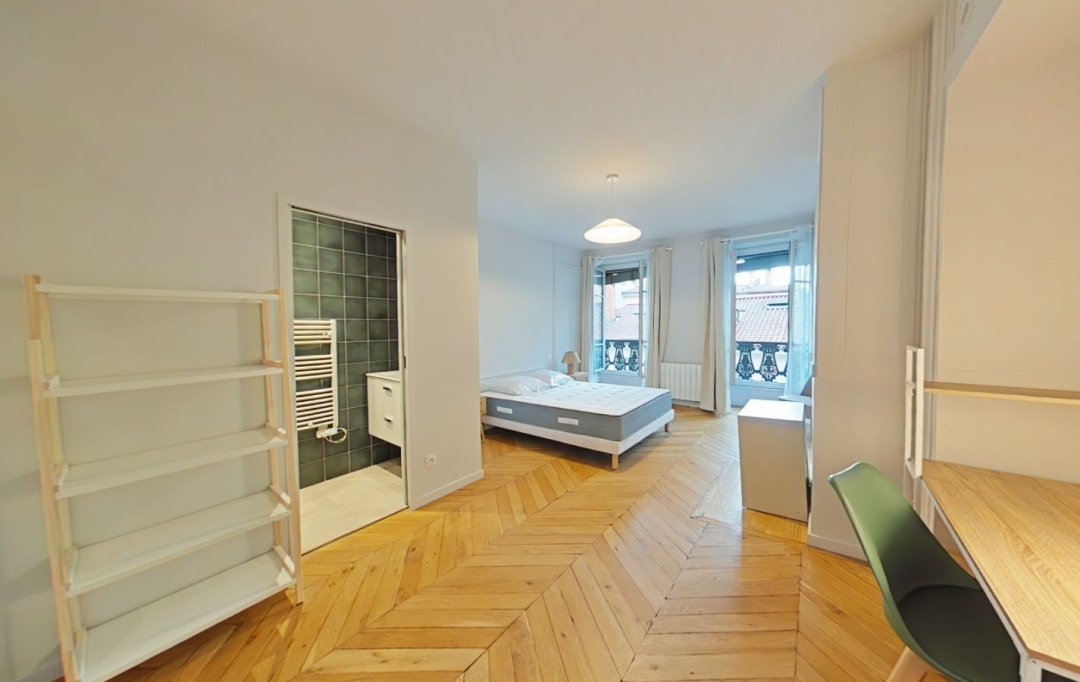 Annonces CALUIRE : Apartment | LYON (69001) | 133 m2 | 2 600 € 