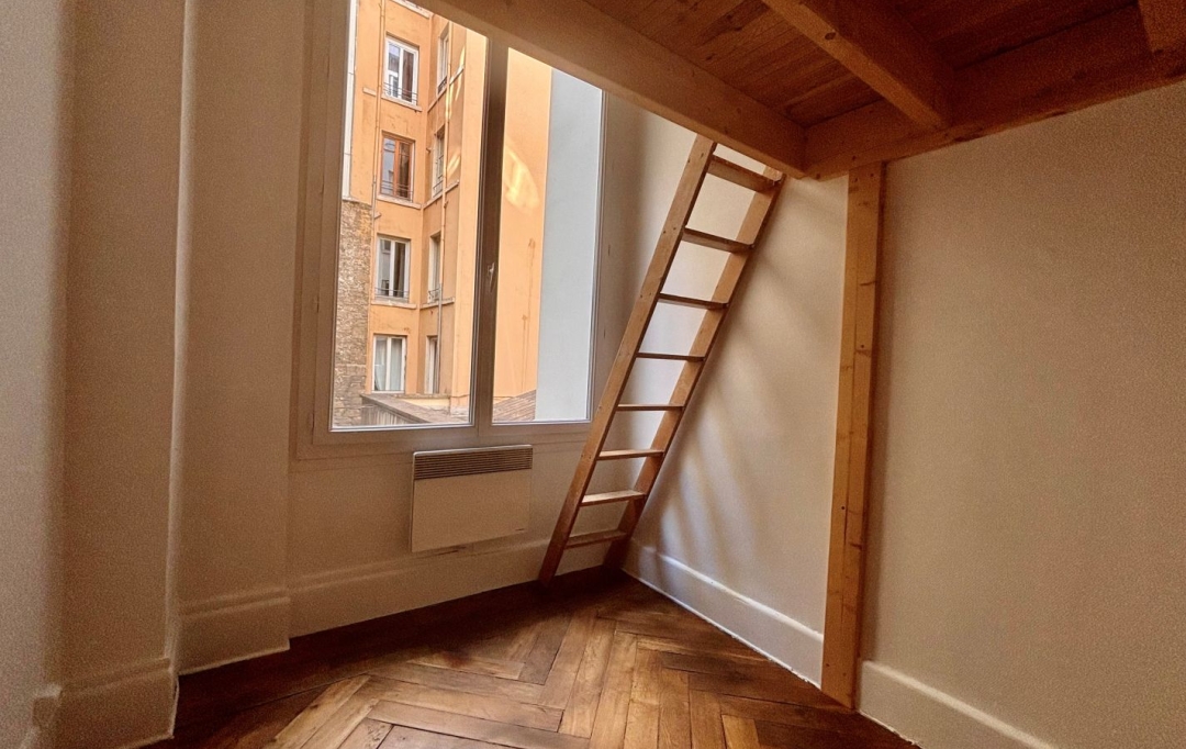 Annonces CALUIRE : Apartment | LYON (69002) | 75 m2 | 290 000 € 