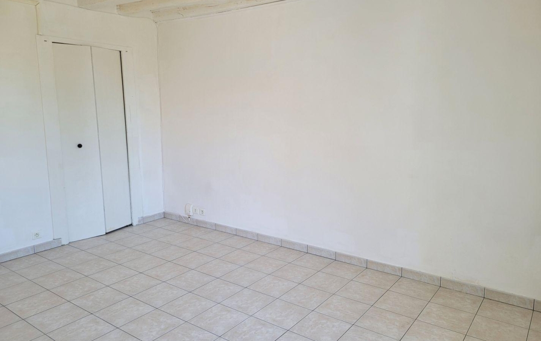 Annonces CALUIRE : Appartement | LENTILLY (69210) | 24 m2 | 480 € 