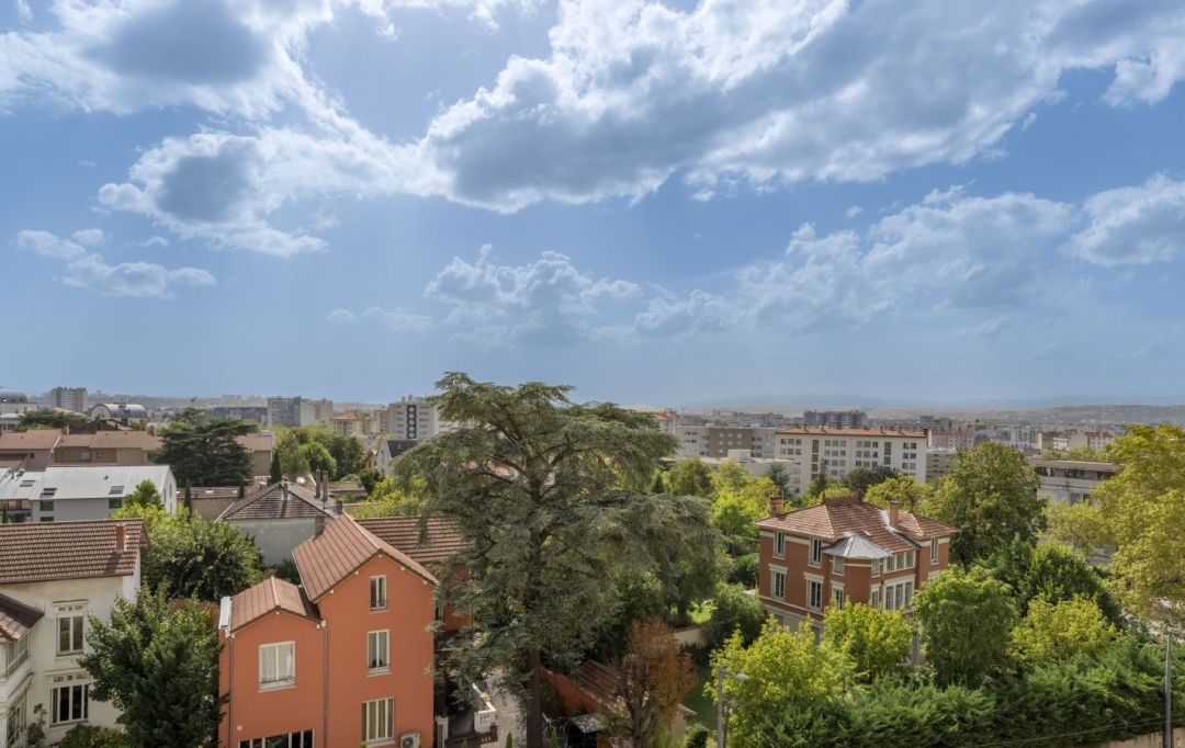 Annonces CALUIRE : Apartment | LYON (69003) | 53 m2 | 239 000 € 