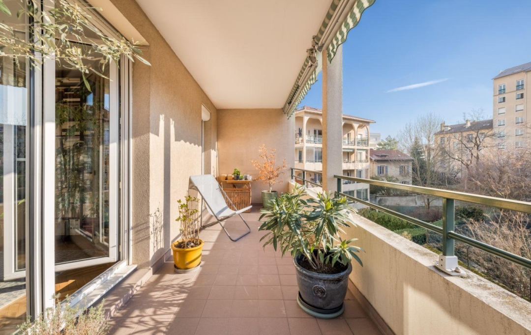 Annonces CALUIRE : Other | LYON (69008) | 85 m2 | 299 000 € 